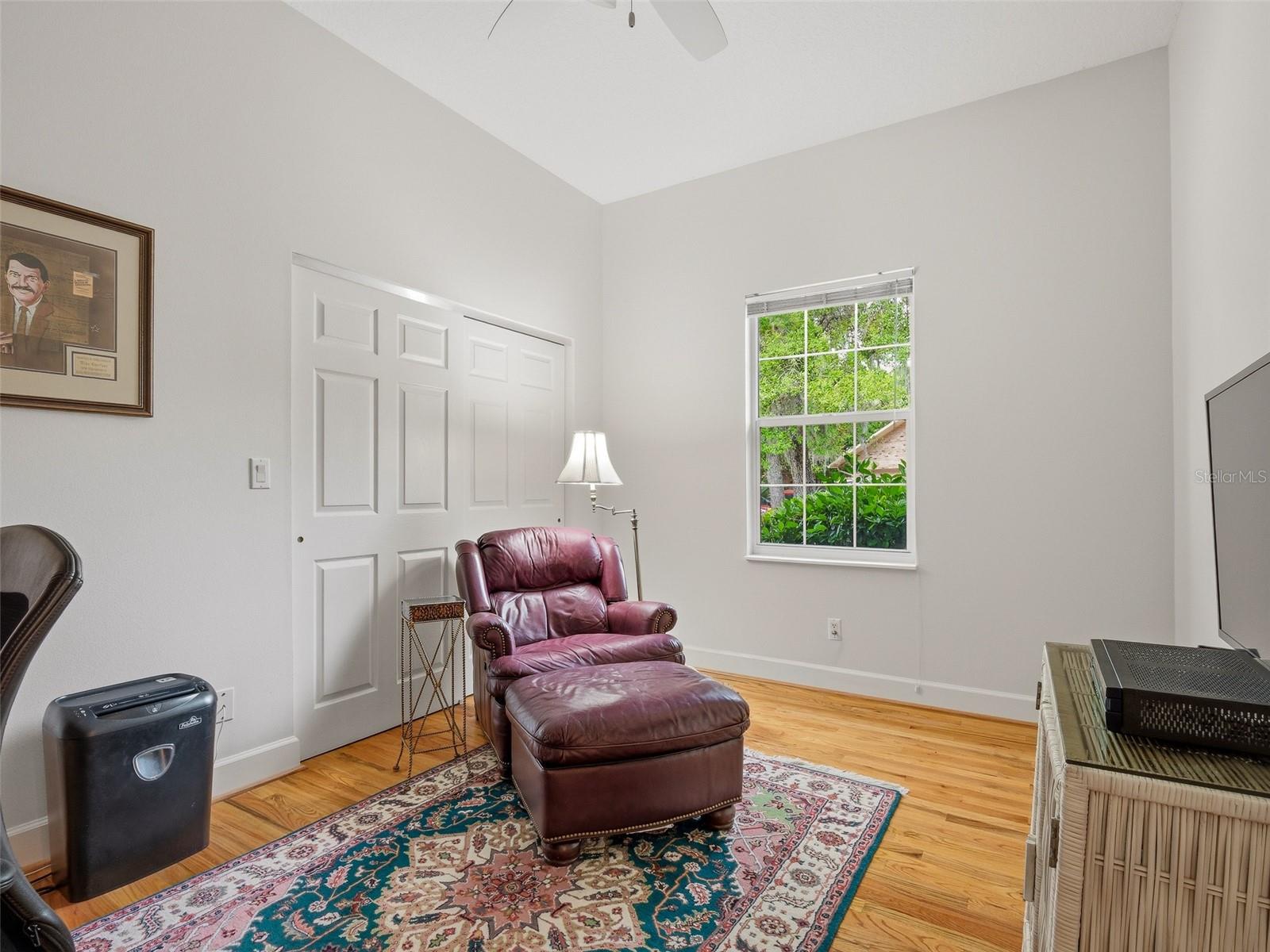 Image 38 of 69 For 552 Bottlebrush Court