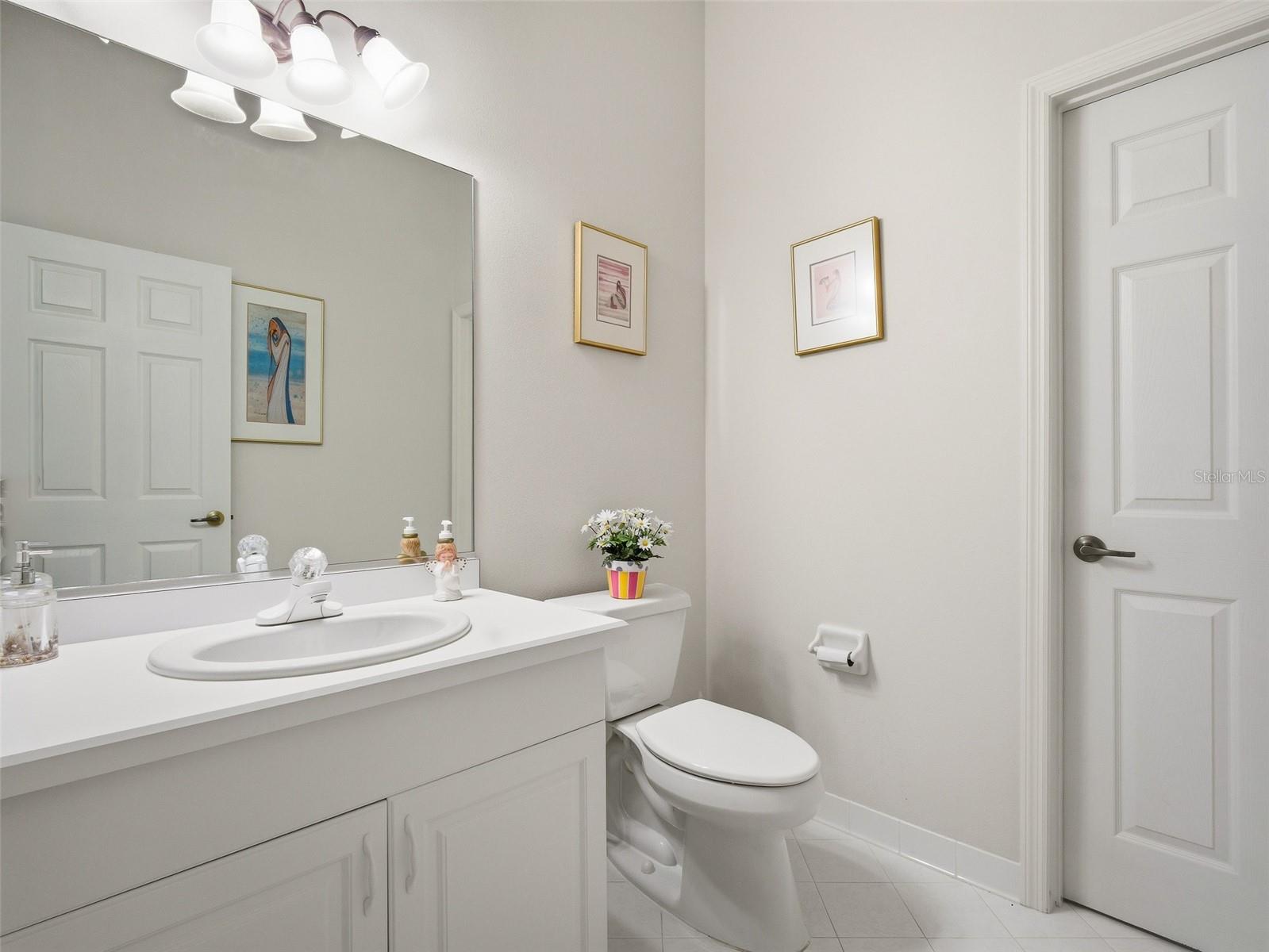 Image 43 of 69 For 552 Bottlebrush Court