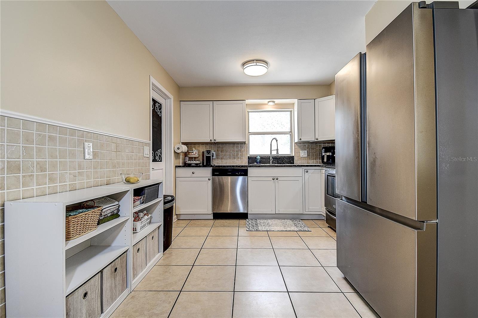 Image 10 of 25 For 641 Cork Street