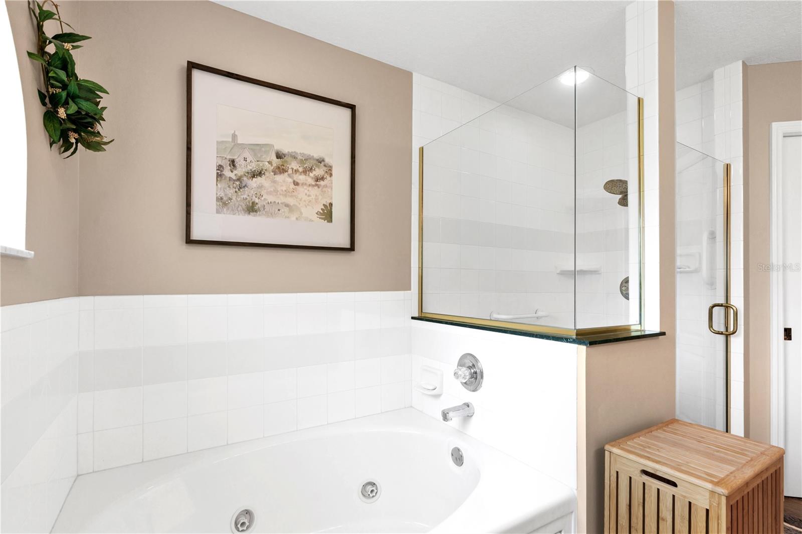 Image 16 of 31 For 825 Wooddusk Drive