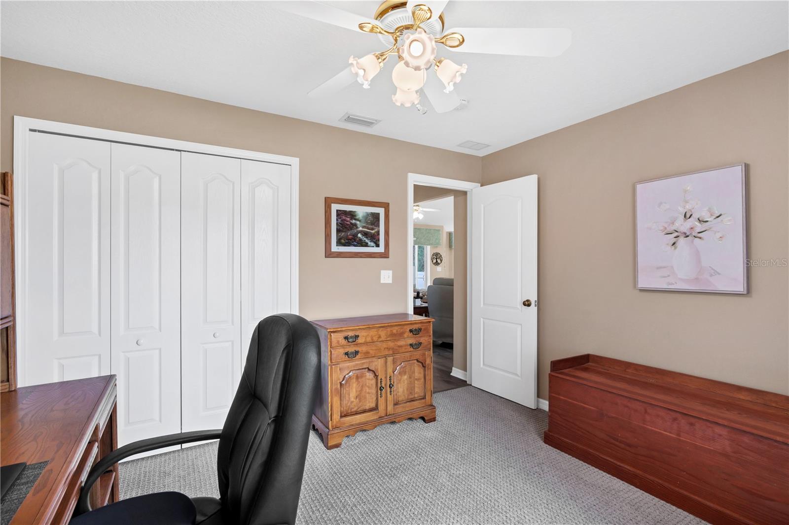 Image 21 of 31 For 825 Wooddusk Drive