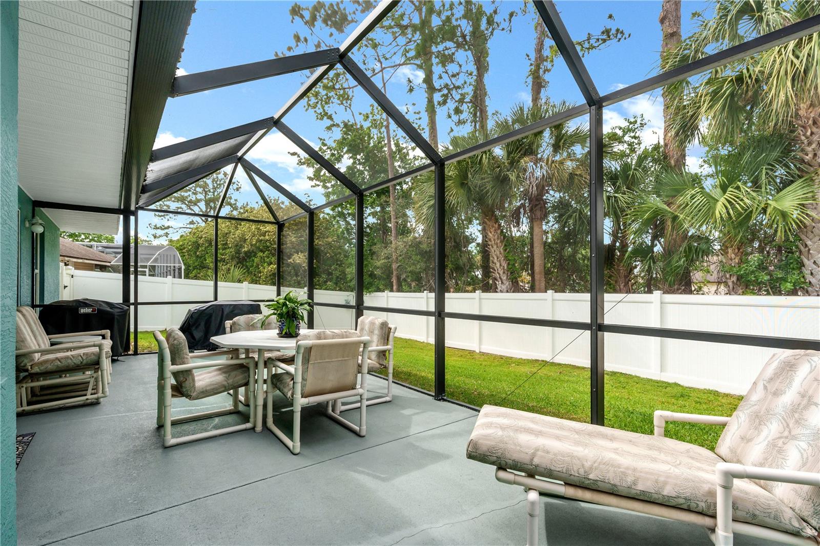 Image 24 of 31 For 825 Wooddusk Drive