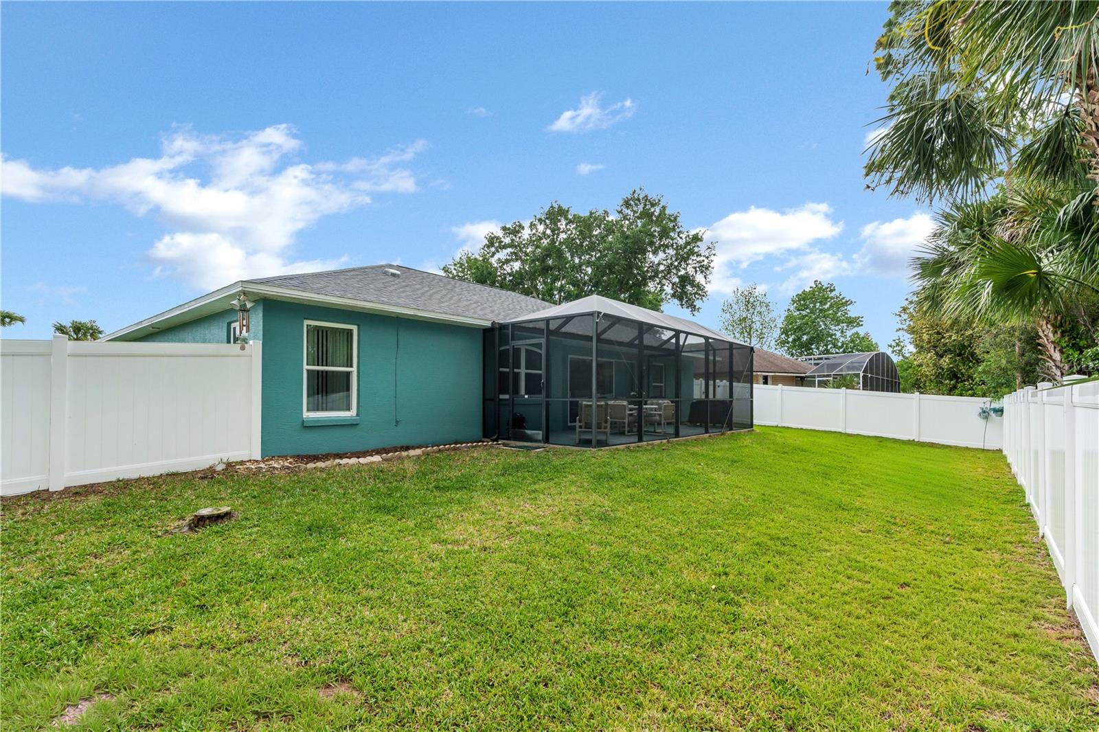 Image 27 of 31 For 825 Wooddusk Drive