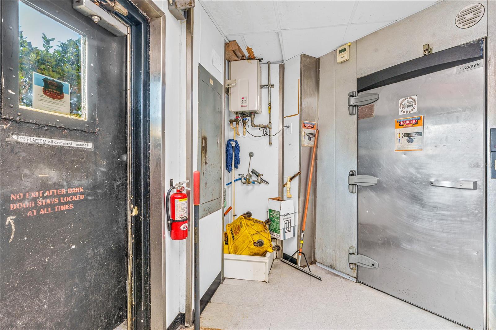 Image 10 of 29 For 1015 Ridgewood Avenue