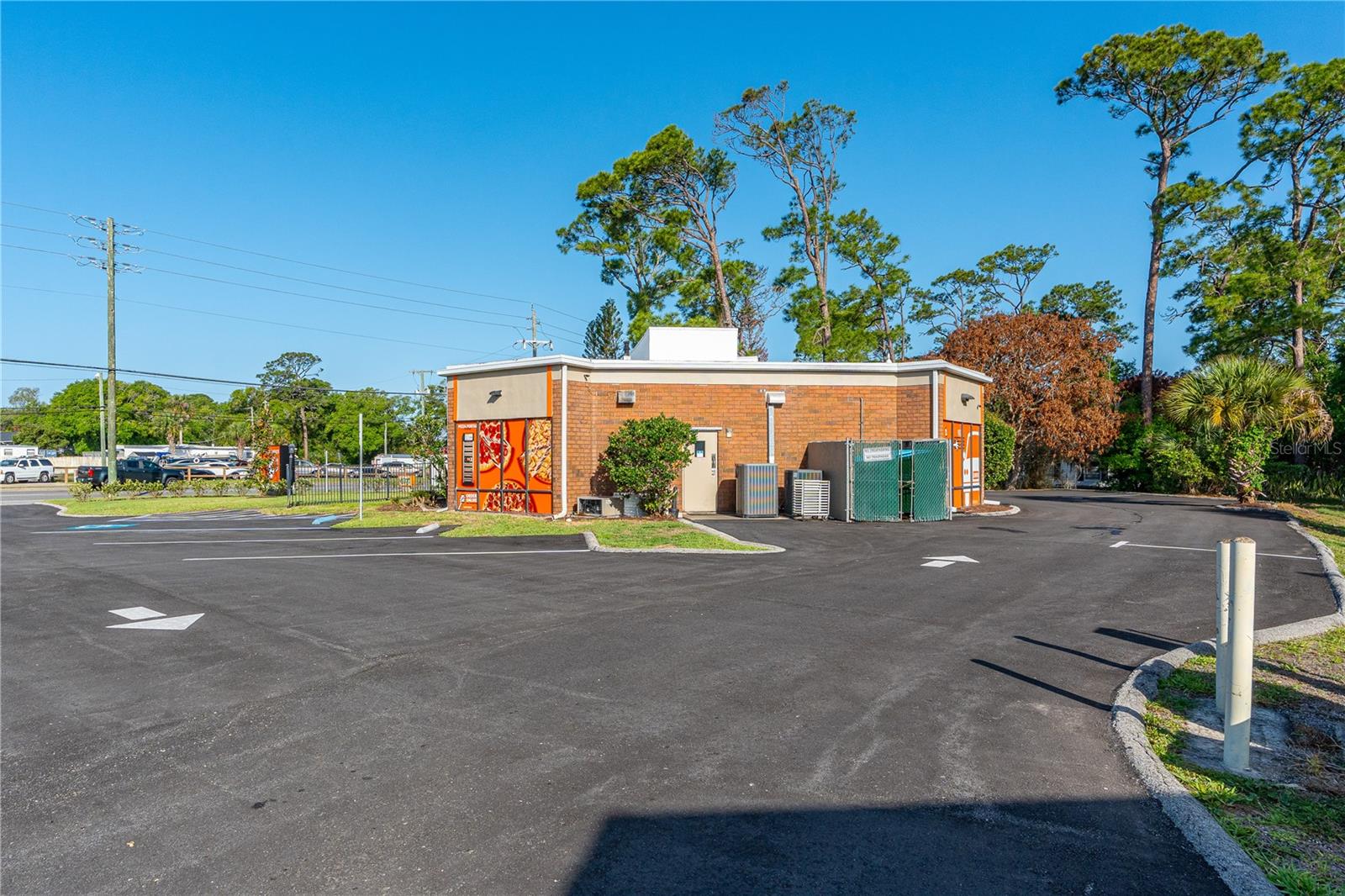 Image 15 of 29 For 1015 Ridgewood Avenue