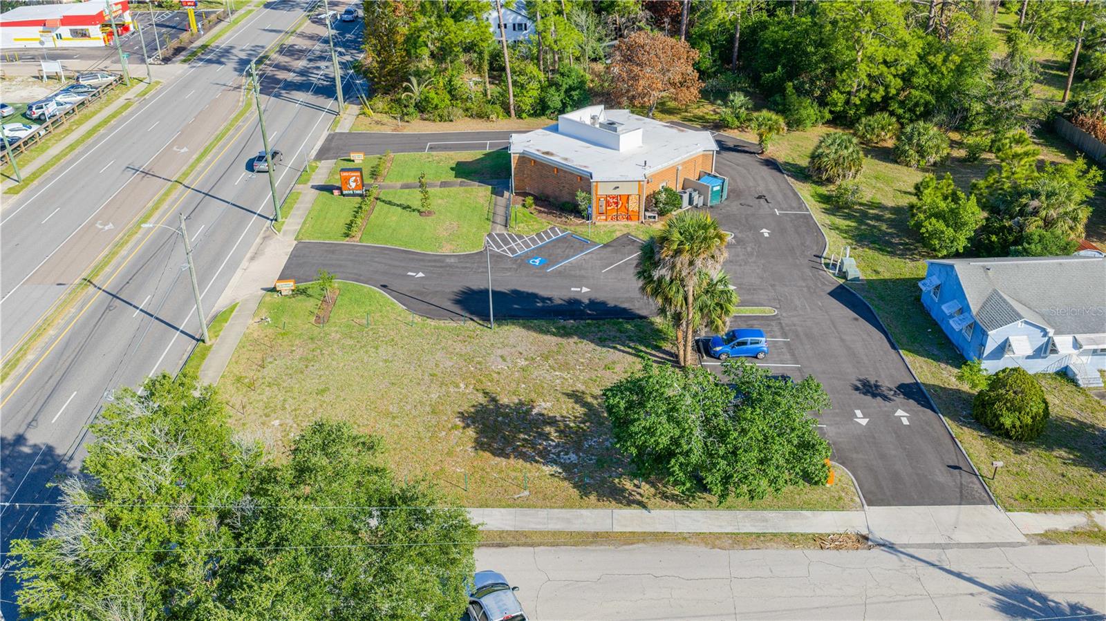 Image 19 of 29 For 1015 Ridgewood Avenue