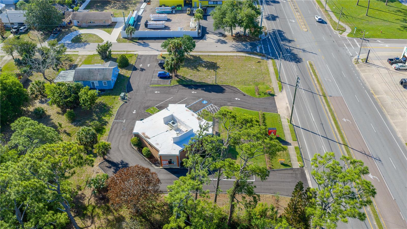 Image 21 of 29 For 1015 Ridgewood Avenue