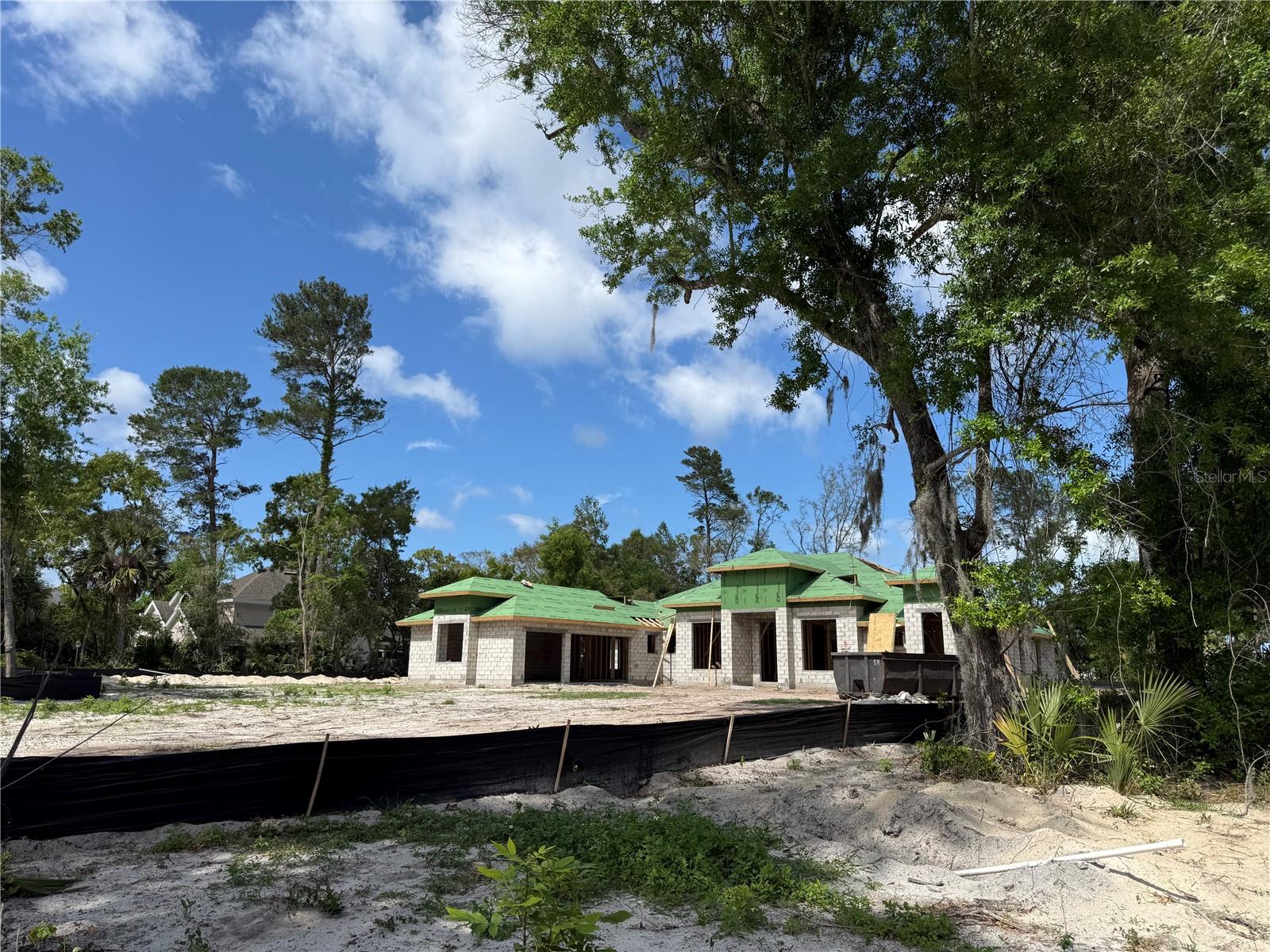 Image 2 of 7 For 35 Broadriver Road