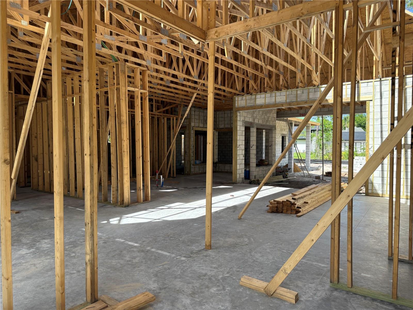 Image 5 of 7 For 35 Broadriver Road