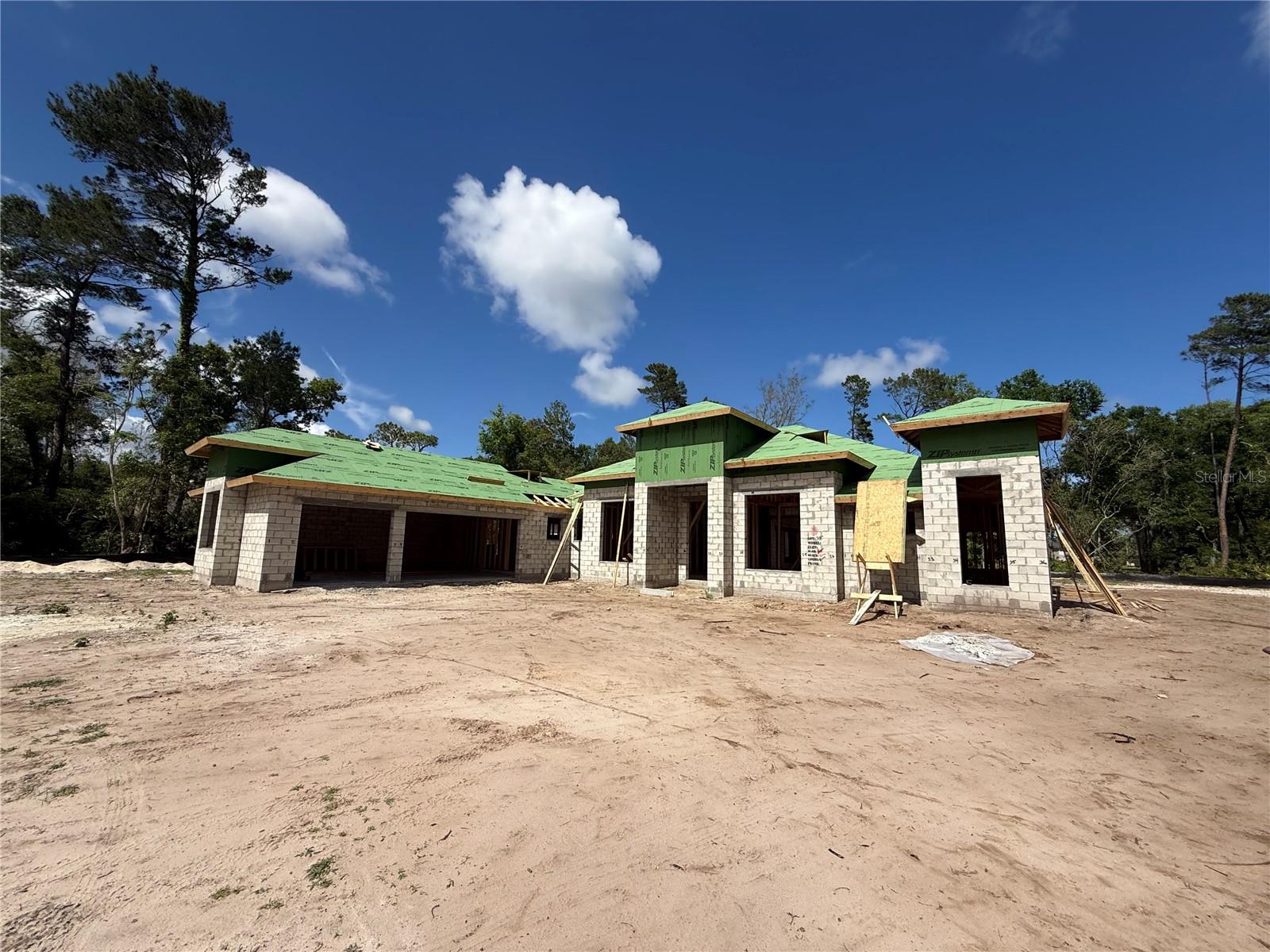 Image 6 of 7 For 35 Broadriver Road