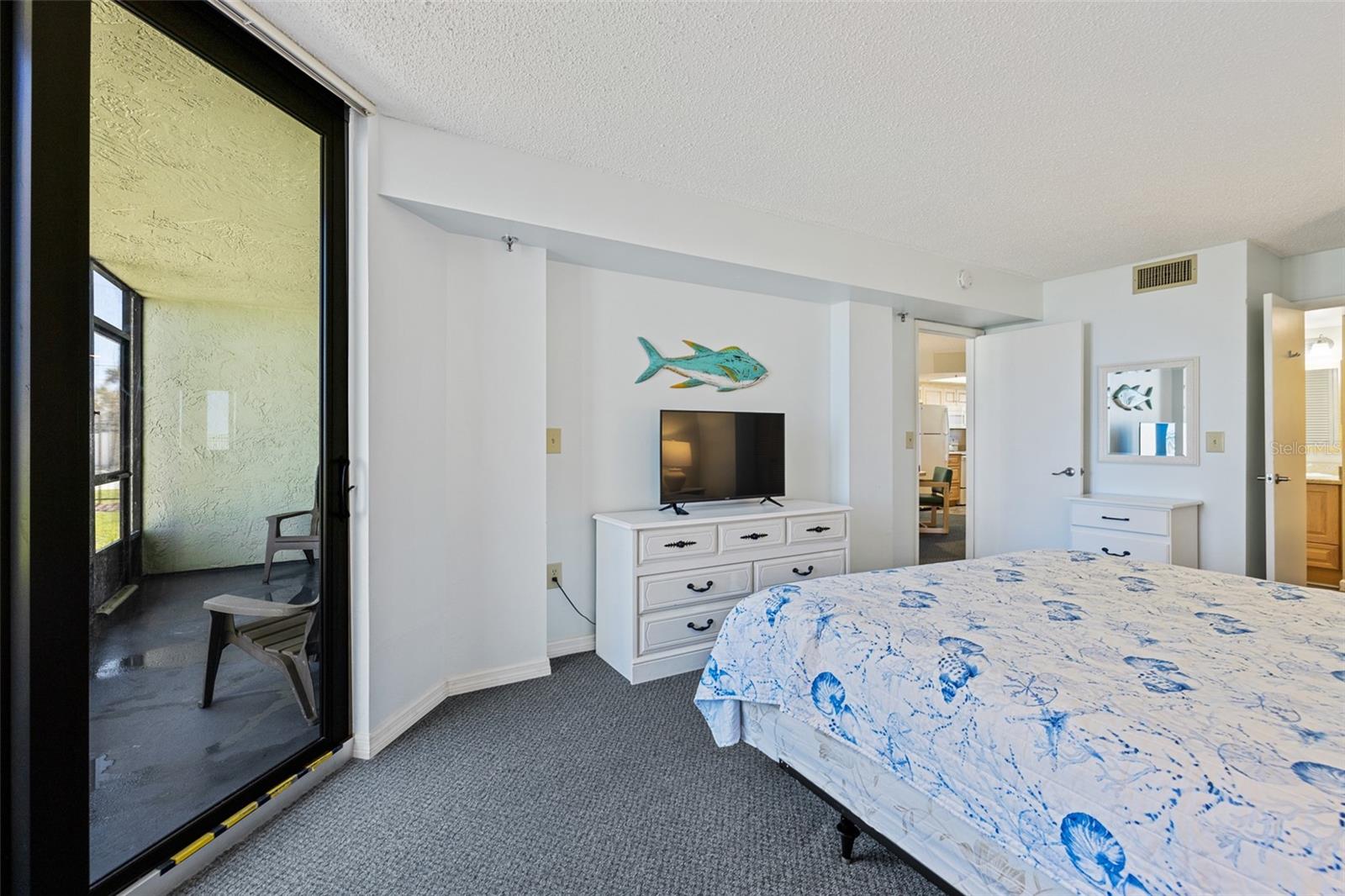 Image 14 of 31 For 3405 Atlantic Avenue 101