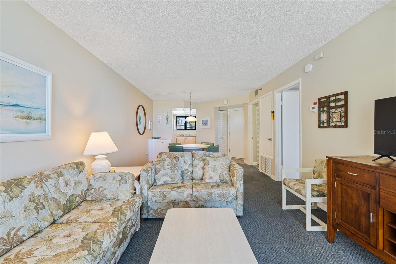 Image 5 of 31 For 3405 Atlantic Avenue 101