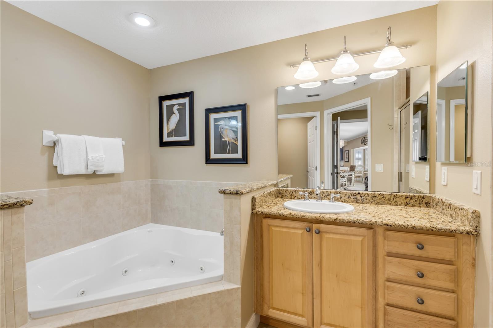 Image 34 of 59 For 701 Atlantic Avenue 203