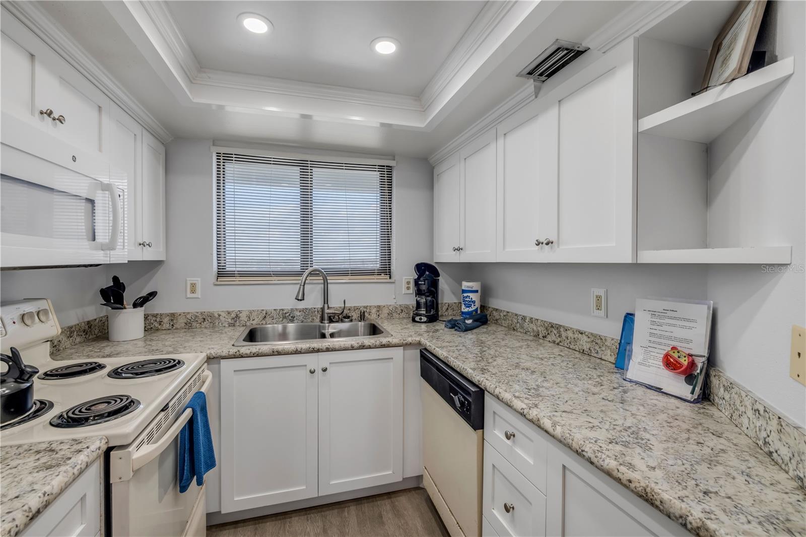 Image 11 of 30 For 3405 Atlantic Avenue 501