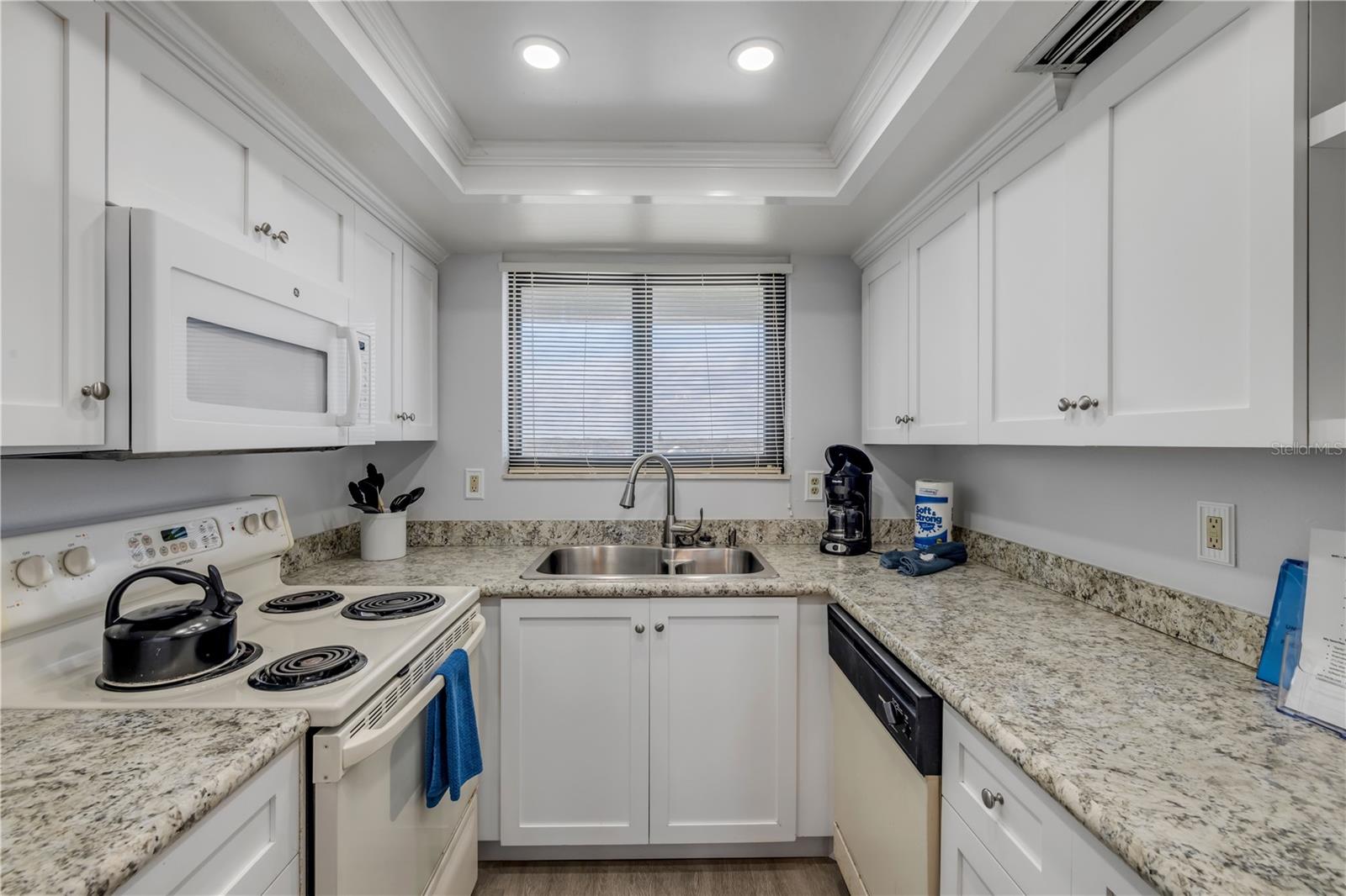 Image 12 of 30 For 3405 Atlantic Avenue 501