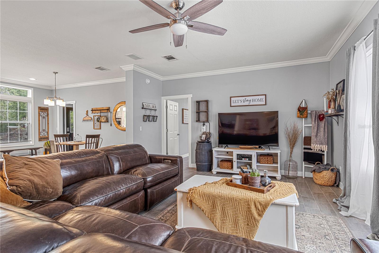 Image 38 of 65 For 3729 Honey Dew Lane