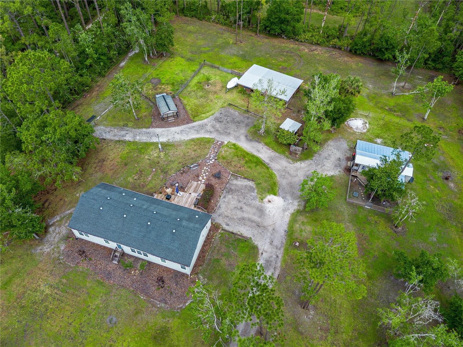 Image 5 of 65 For 3729 Honey Dew Lane