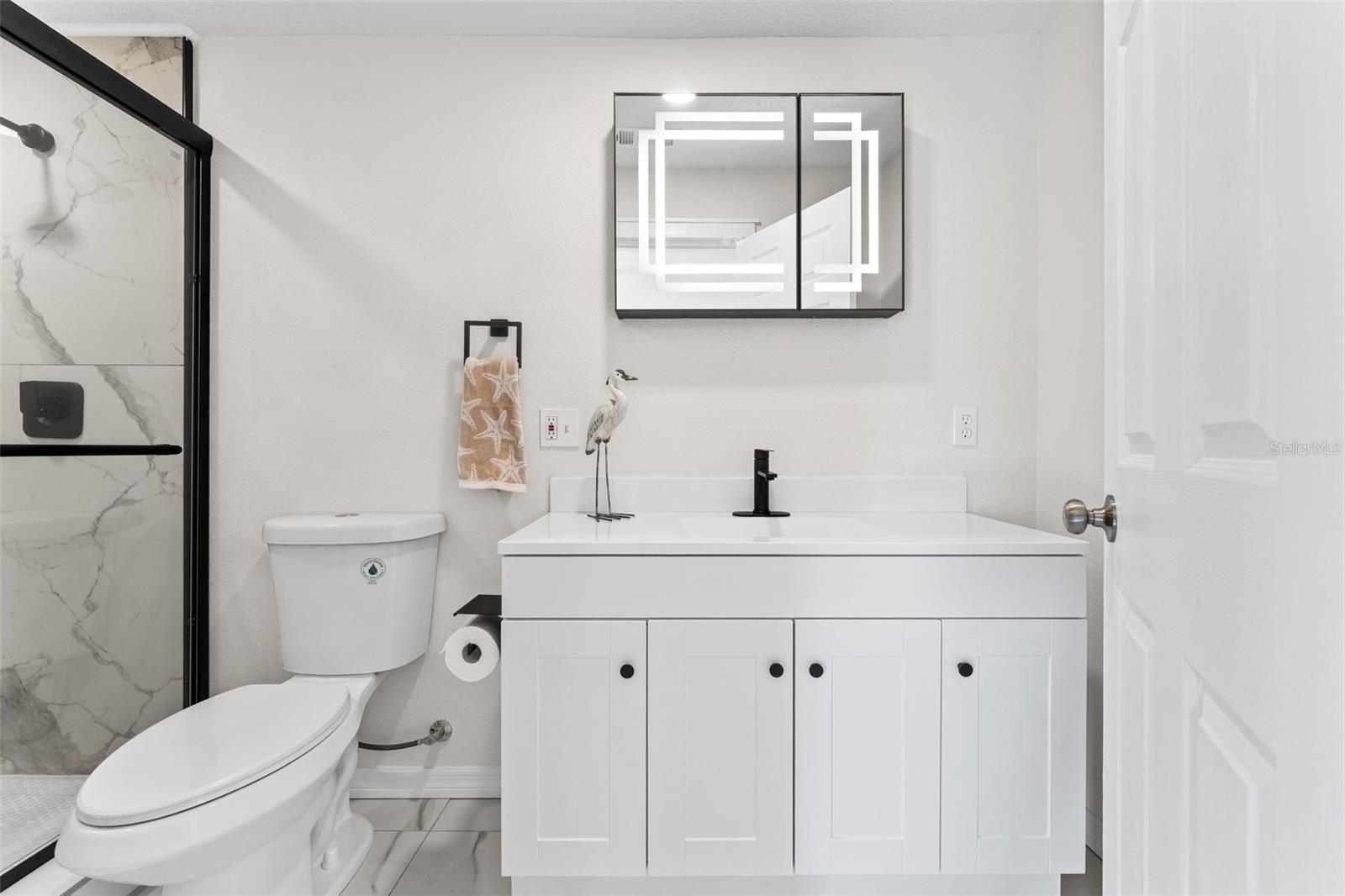 Image 23 of 39 For 142 Indian River Drive N