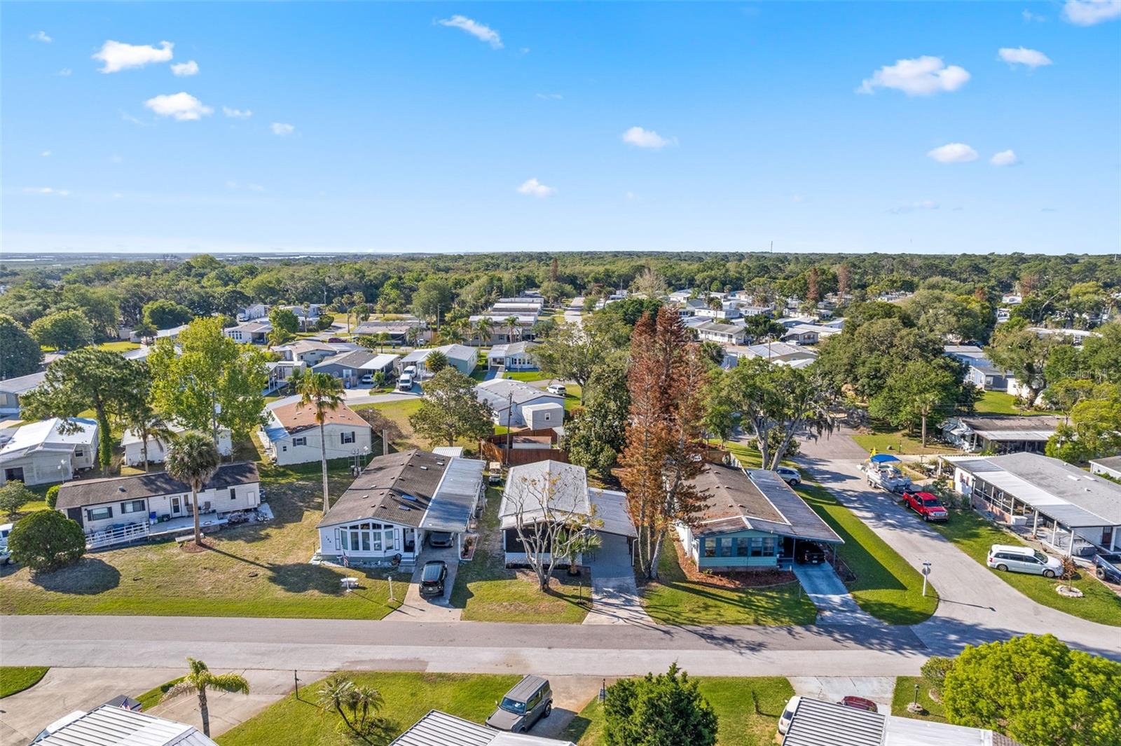 Image 28 of 39 For 142 Indian River Drive N