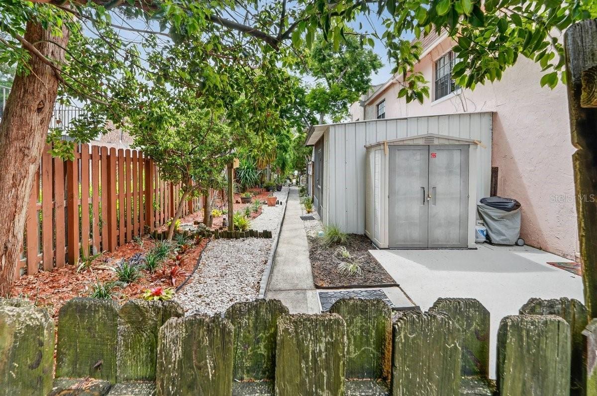 Image 10 of 41 For 128 Mitchell Place 1