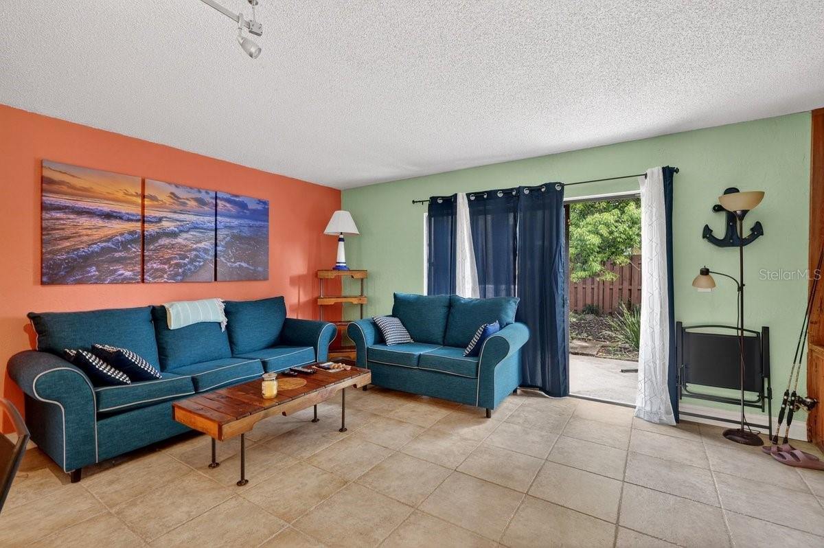 Image 3 of 41 For 128 Mitchell Place 1