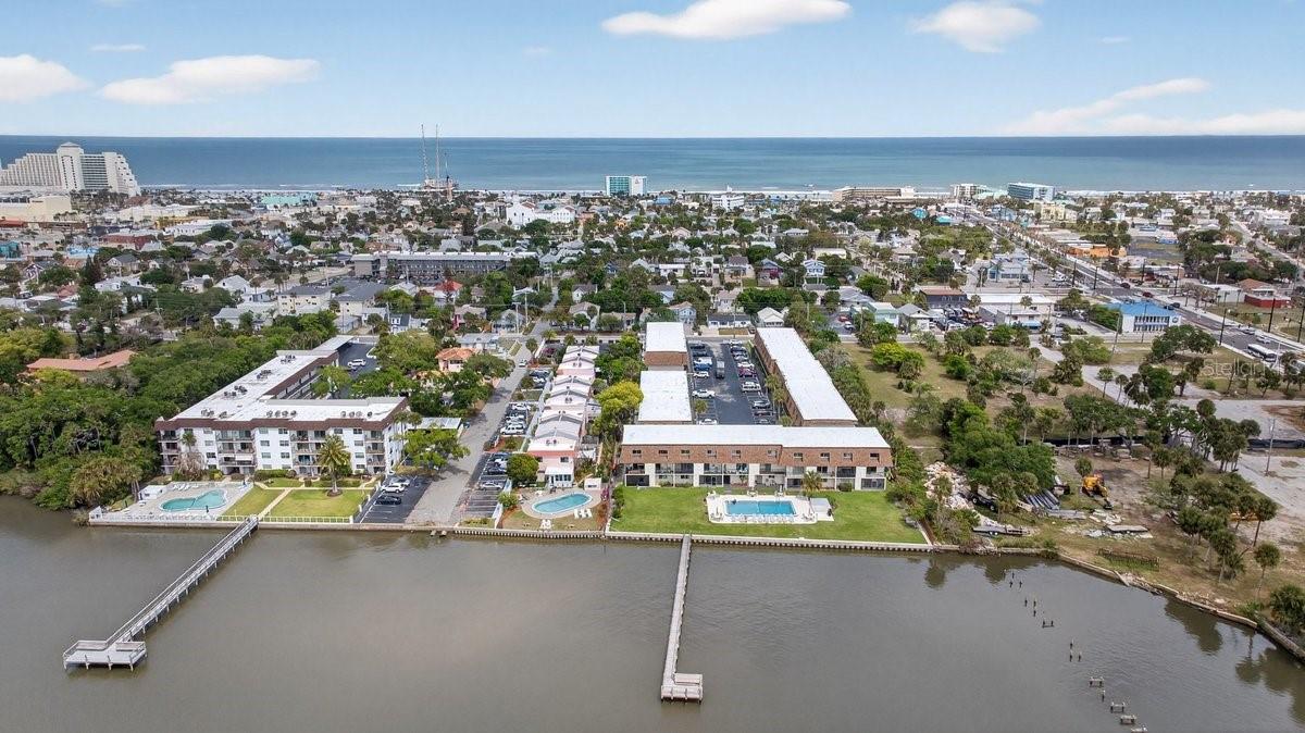 Image 31 of 41 For 128 Mitchell Place 1