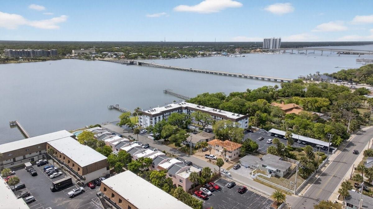 Image 33 of 41 For 128 Mitchell Place 1