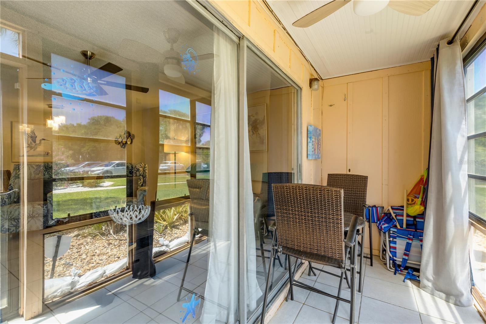 Image 28 of 41 For 3800 Saxon Drive A7