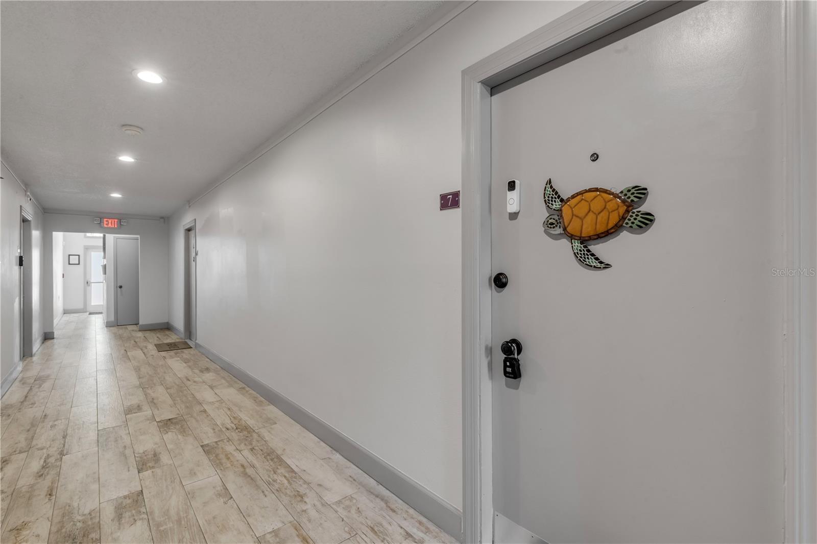 Image 5 of 41 For 3800 Saxon Drive A7