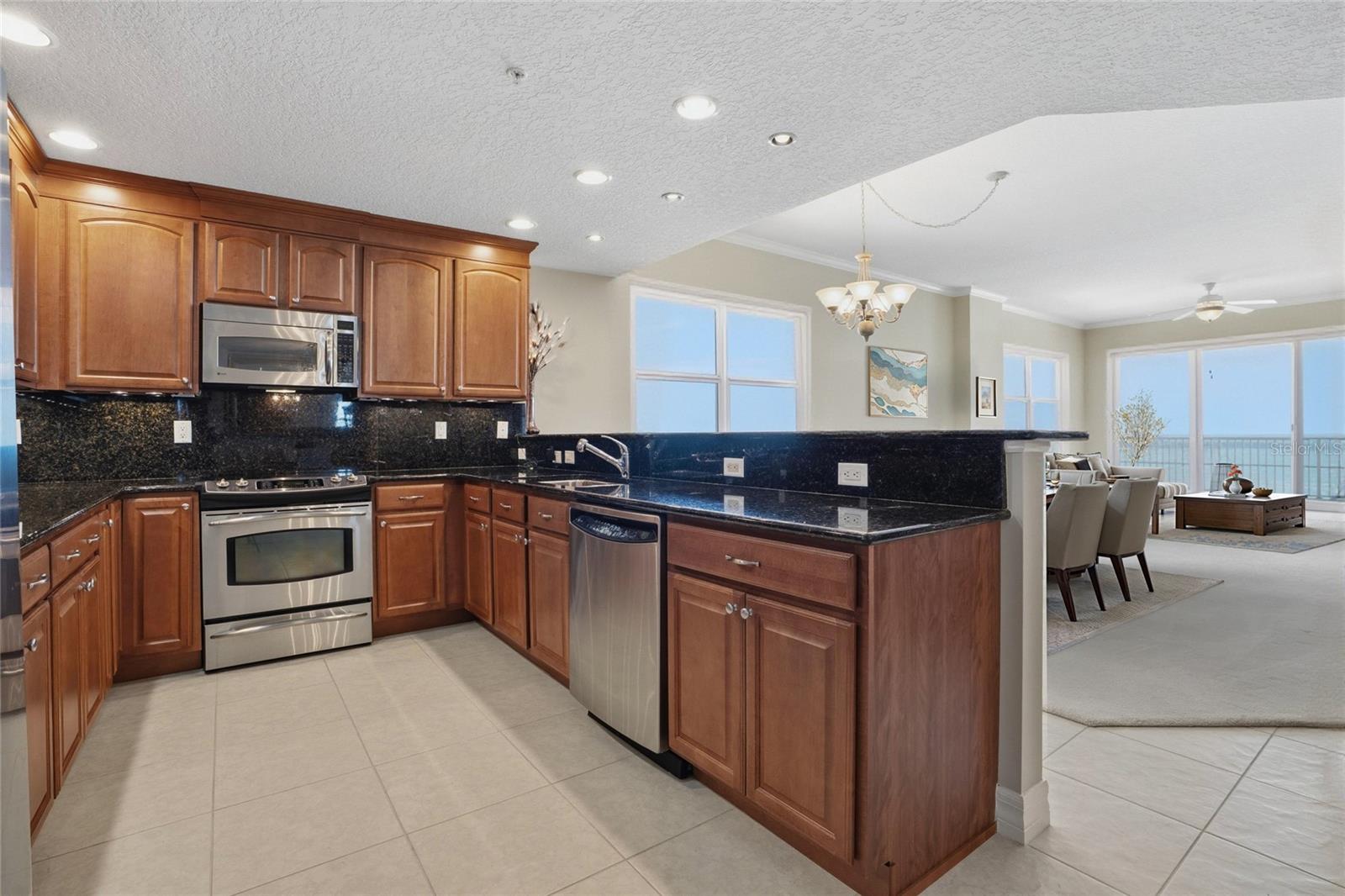 Image 10 of 51 For 1705 Atlantic Avenue 701