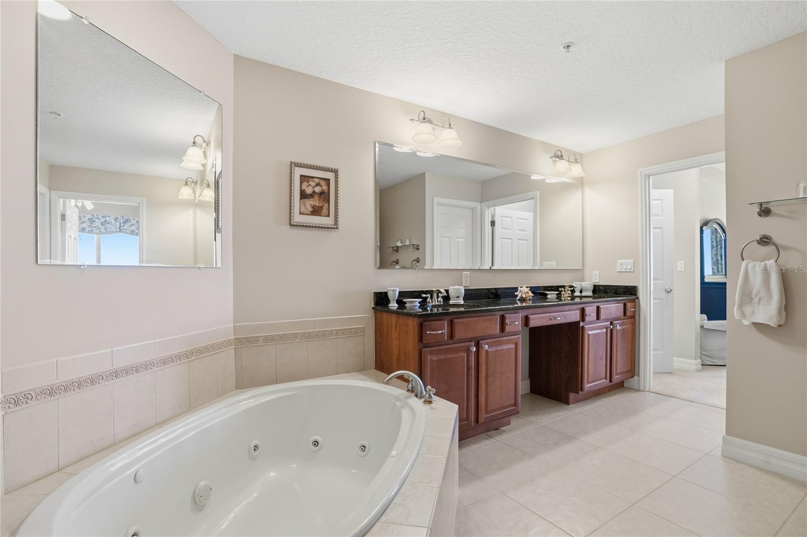 Image 22 of 51 For 1705 Atlantic Avenue 701