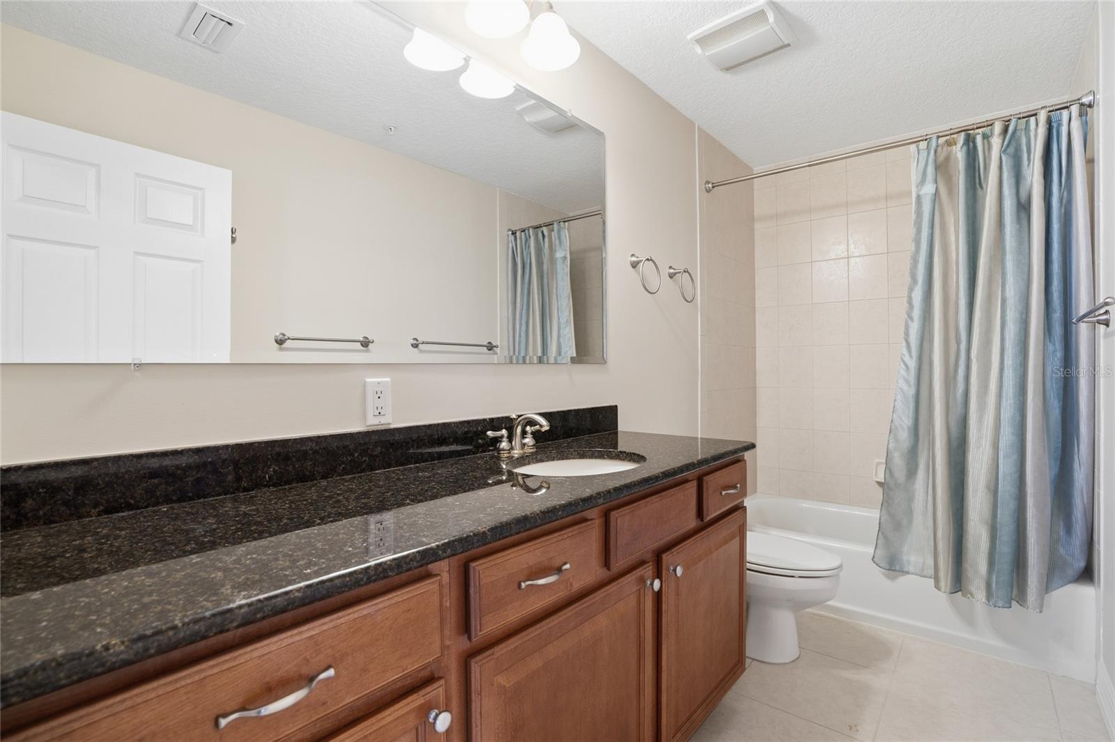 Image 31 of 51 For 1705 Atlantic Avenue 701