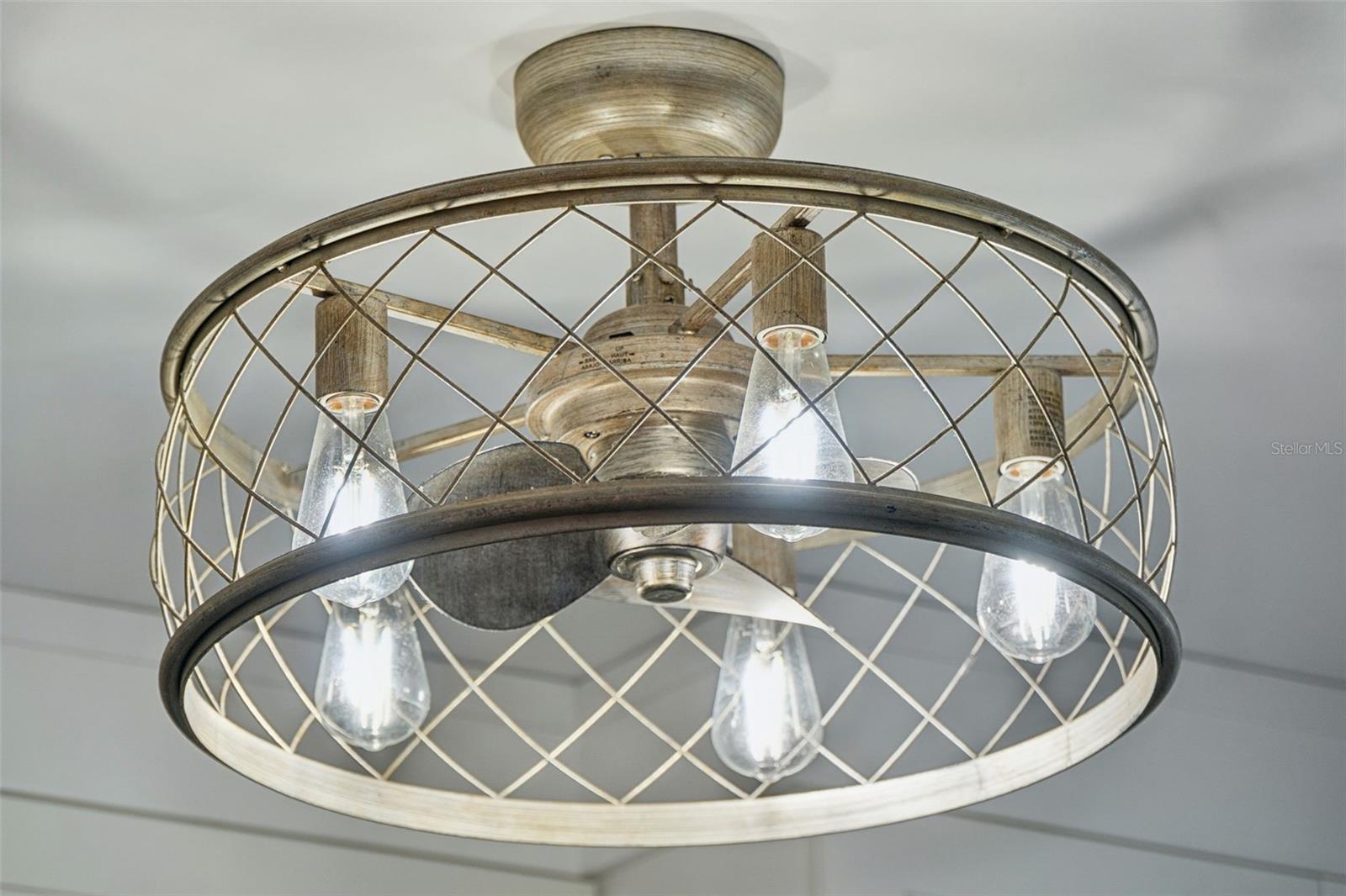 Image 26 of 40 For 513 Atlantic Avenue 33