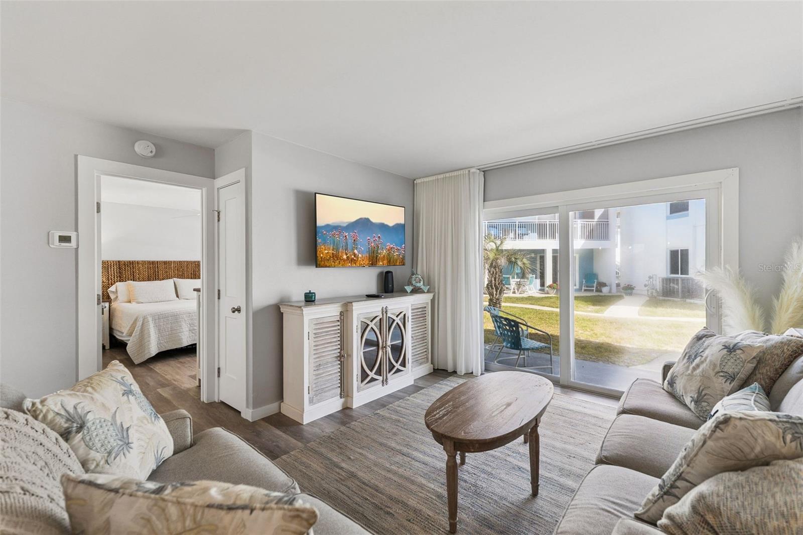 Image 6 of 40 For 513 Atlantic Avenue 33