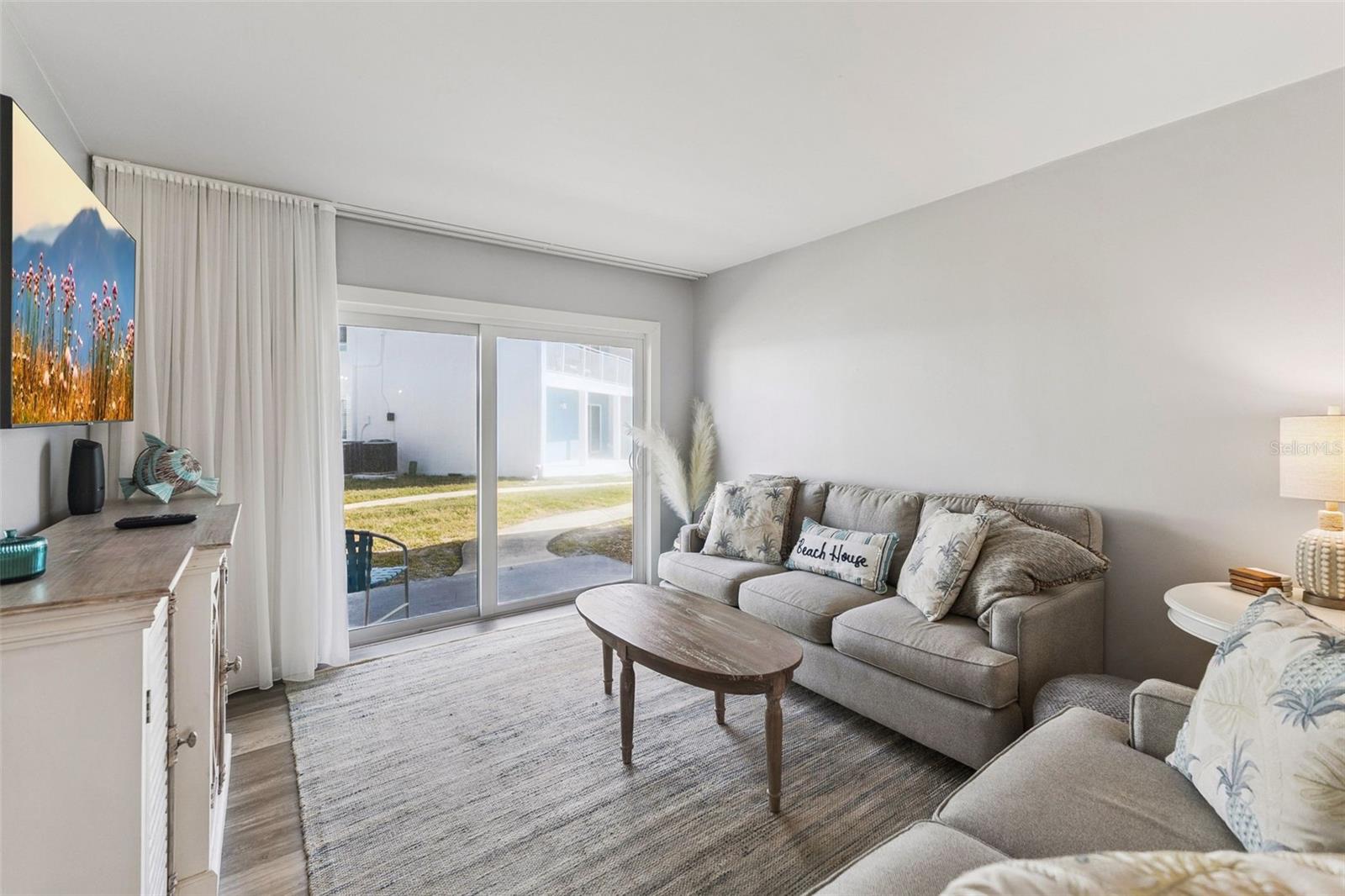 Image 8 of 40 For 513 Atlantic Avenue 33