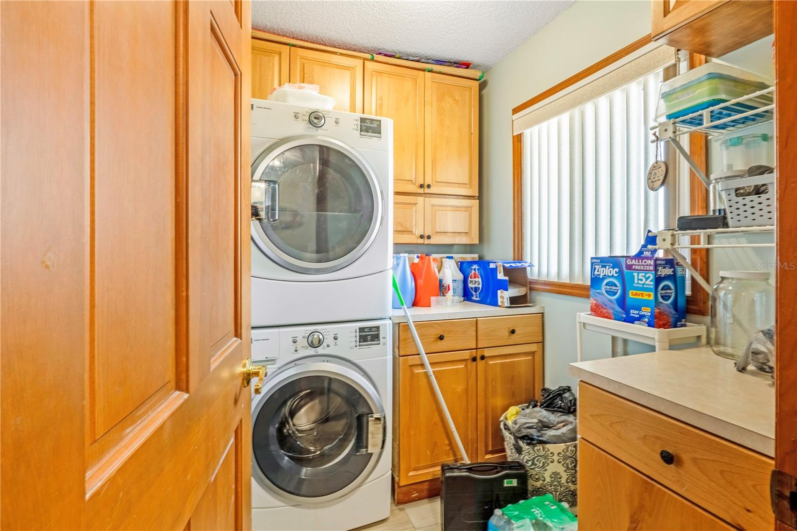 Image 23 of 28 For 2222 Ocean Shore Boulevard 102b