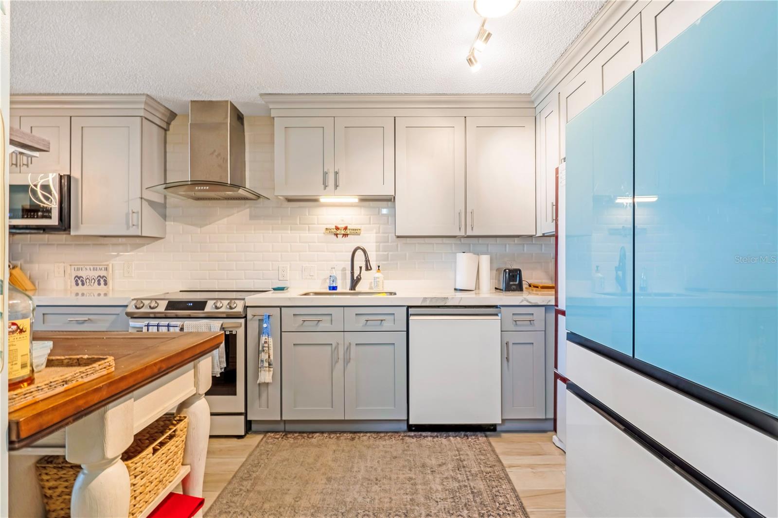 Image 5 of 28 For 2222 Ocean Shore Boulevard 102b