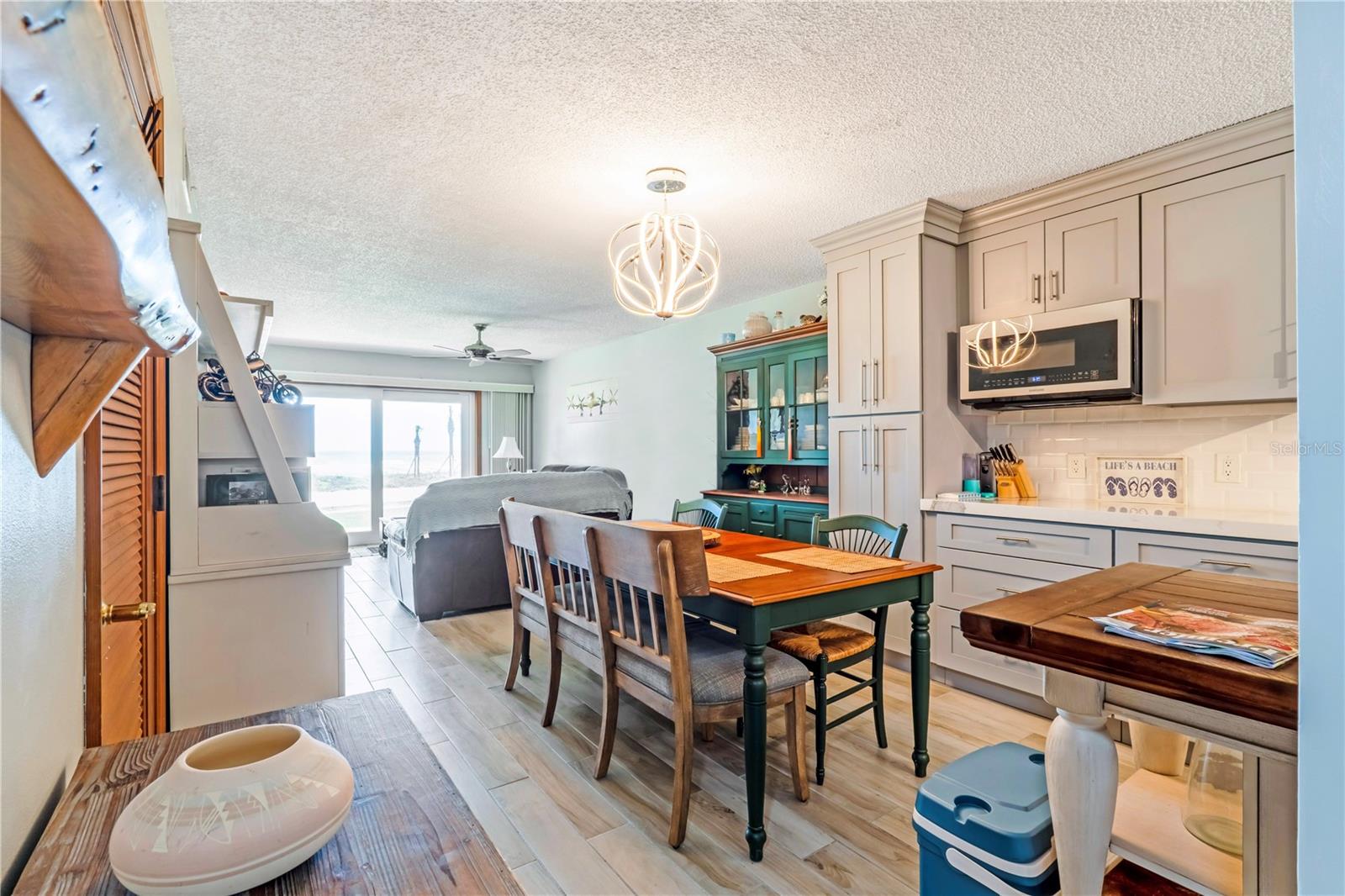 Image 8 of 28 For 2222 Ocean Shore Boulevard 102b