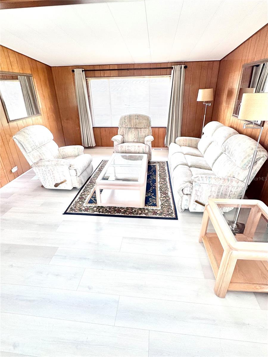 Image 15 of 31 For 5364 Christiancy Avenue