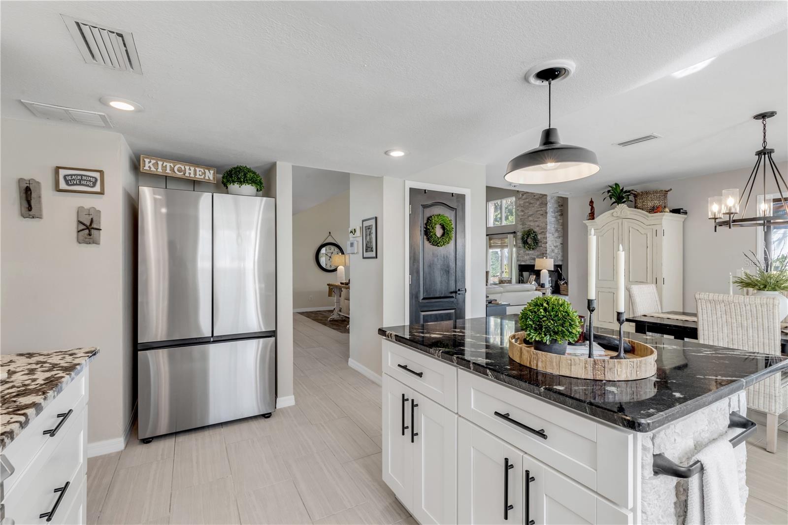 Image 16 of 100 For 4623 Atlantic Avenue