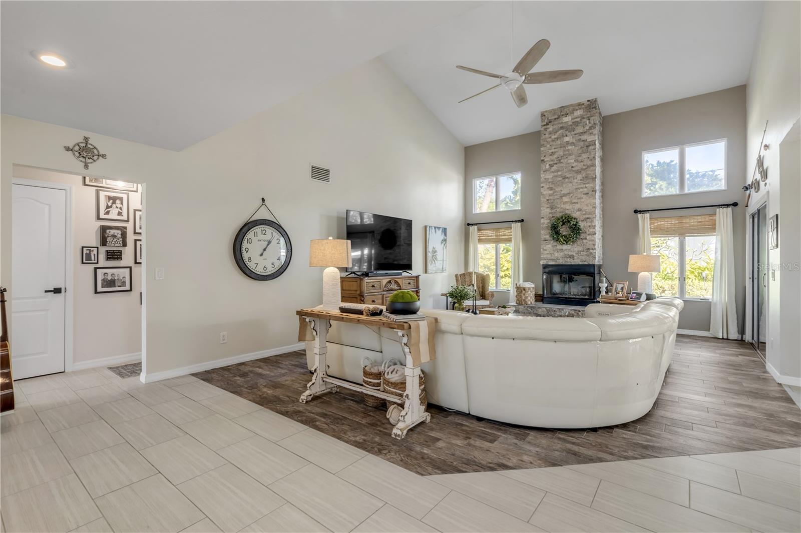 Image 26 of 100 For 4623 Atlantic Avenue