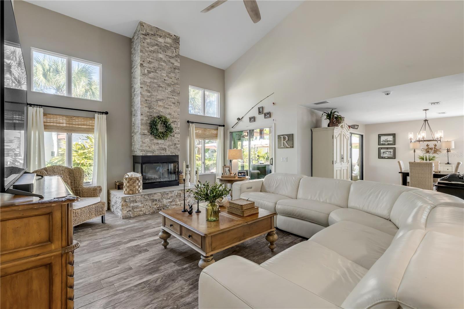 Image 28 of 100 For 4623 Atlantic Avenue