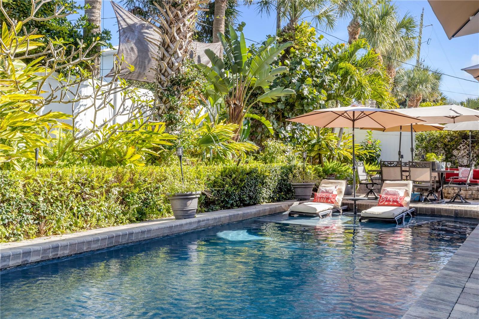 Image 3 of 100 For 4623 Atlantic Avenue