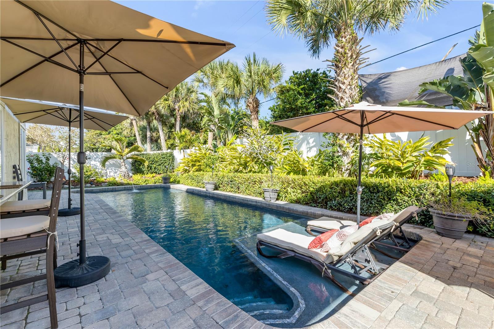 Image 74 of 100 For 4623 Atlantic Avenue