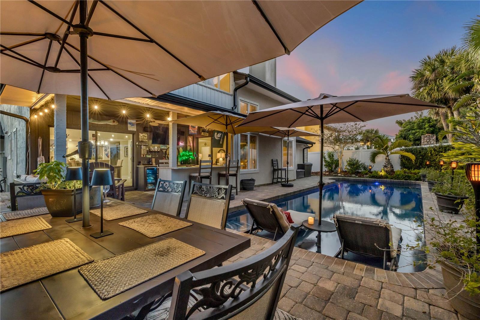 Image 93 of 100 For 4623 Atlantic Avenue