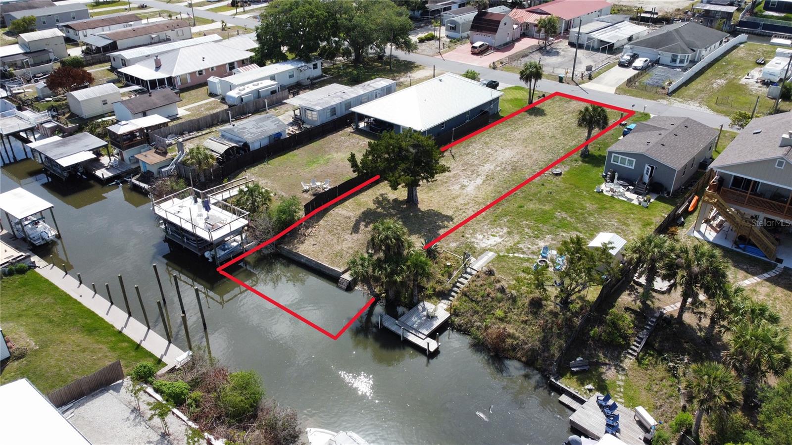 Image 16 of 21 For 146 Gary Avenue