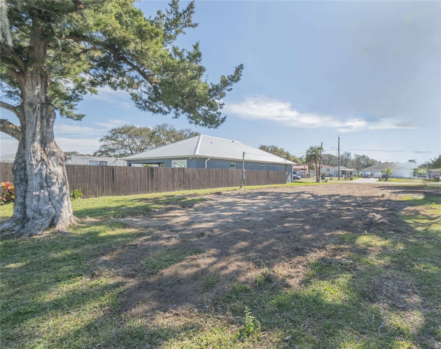 Image 5 of 21 For 146 Gary Avenue