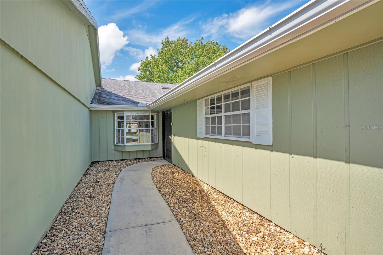 Image 3 of 34 For 16 Eagle Lane