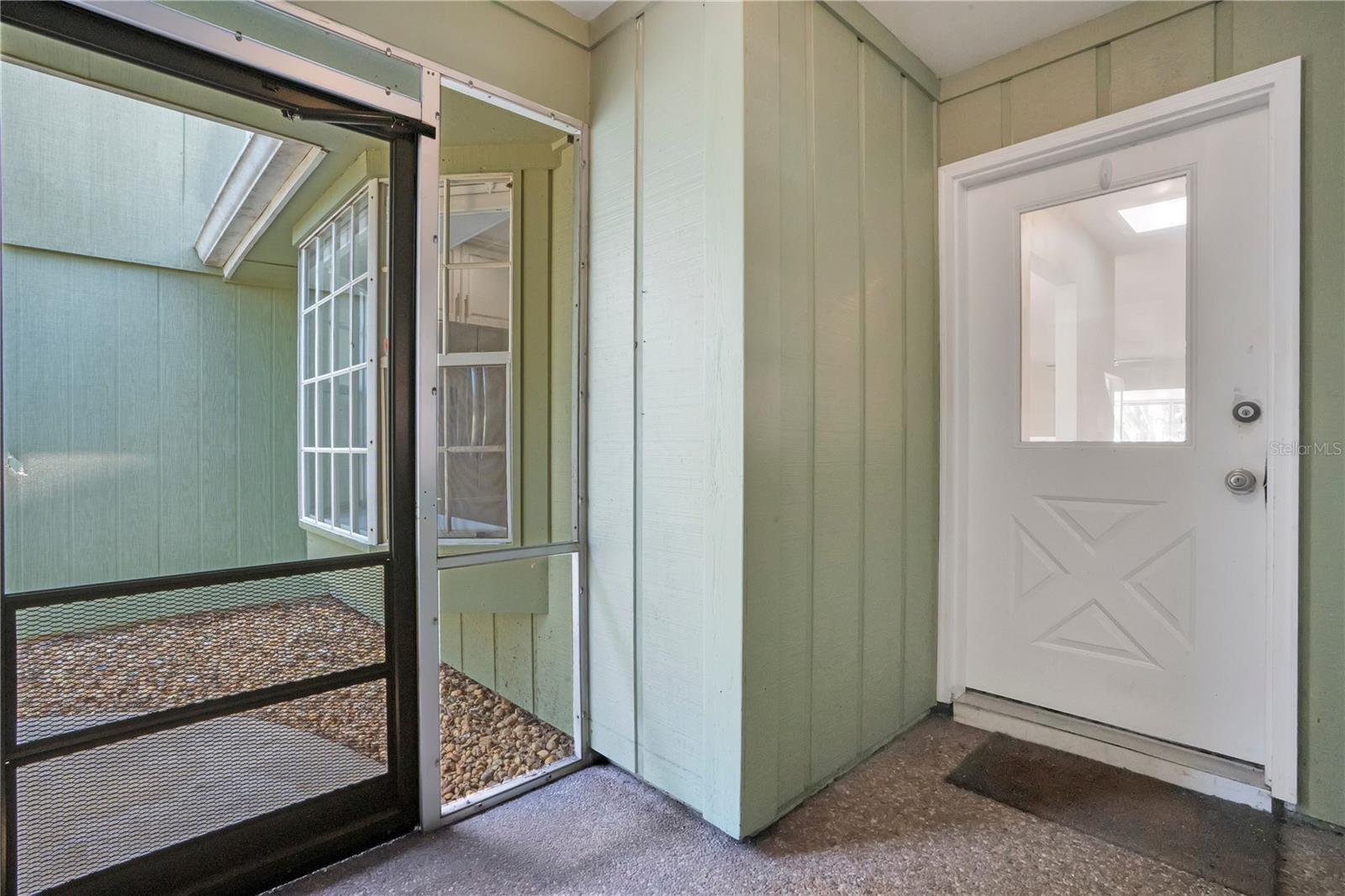 Image 4 of 34 For 16 Eagle Lane