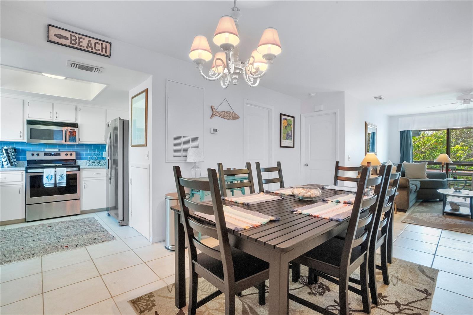 Image 9 of 35 For 4405 Sea Mist Drive 218